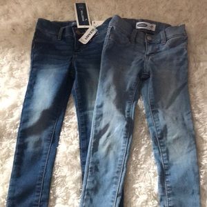 2 old Navy Jeggings